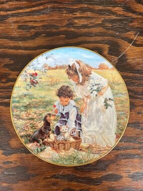 Reco "Delightful Bundle" Collector Plate • Sandra Kuck • Hearts & Flowers • 6th